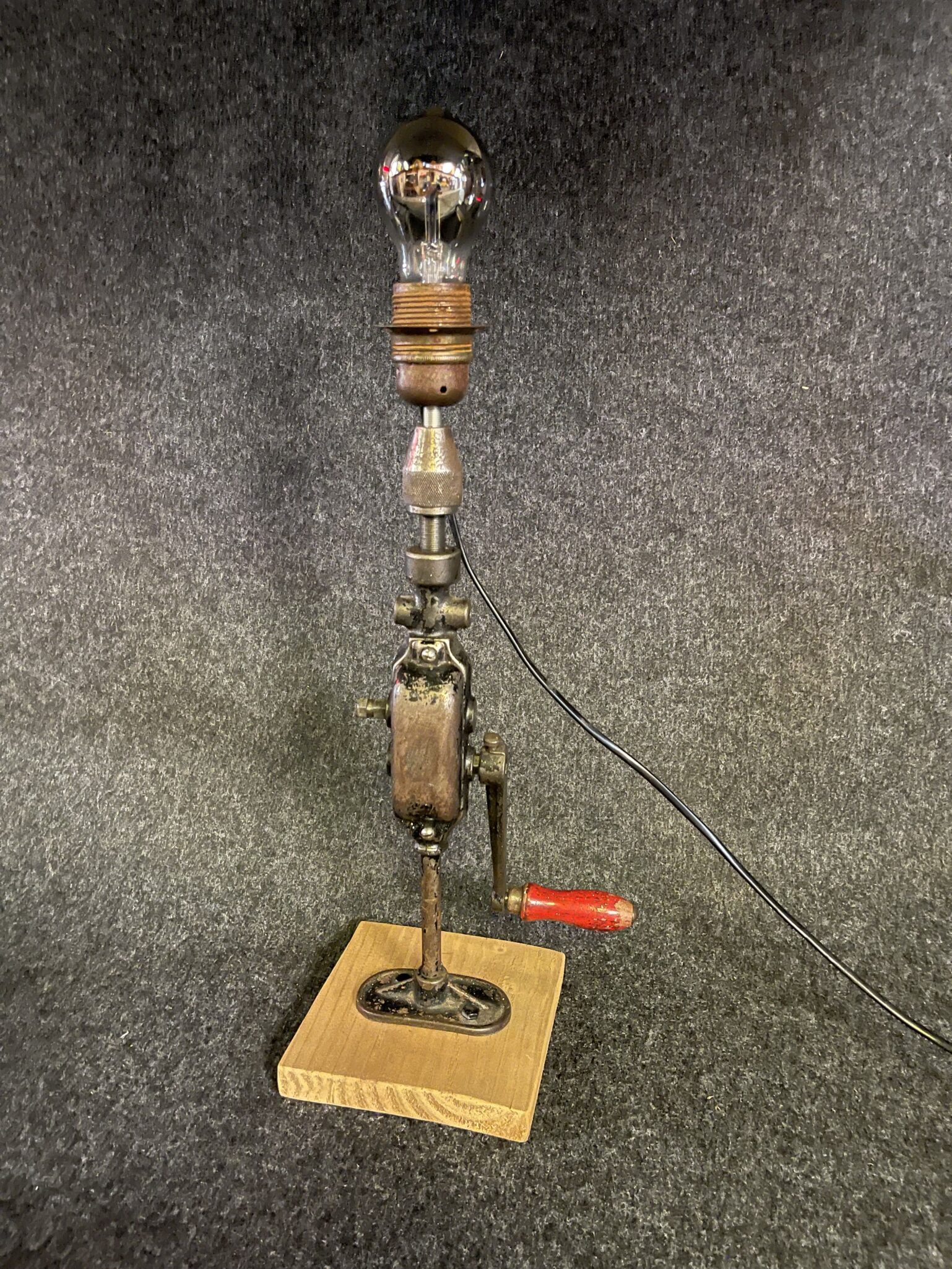 Lampe Handbohrmaschine - Image 2