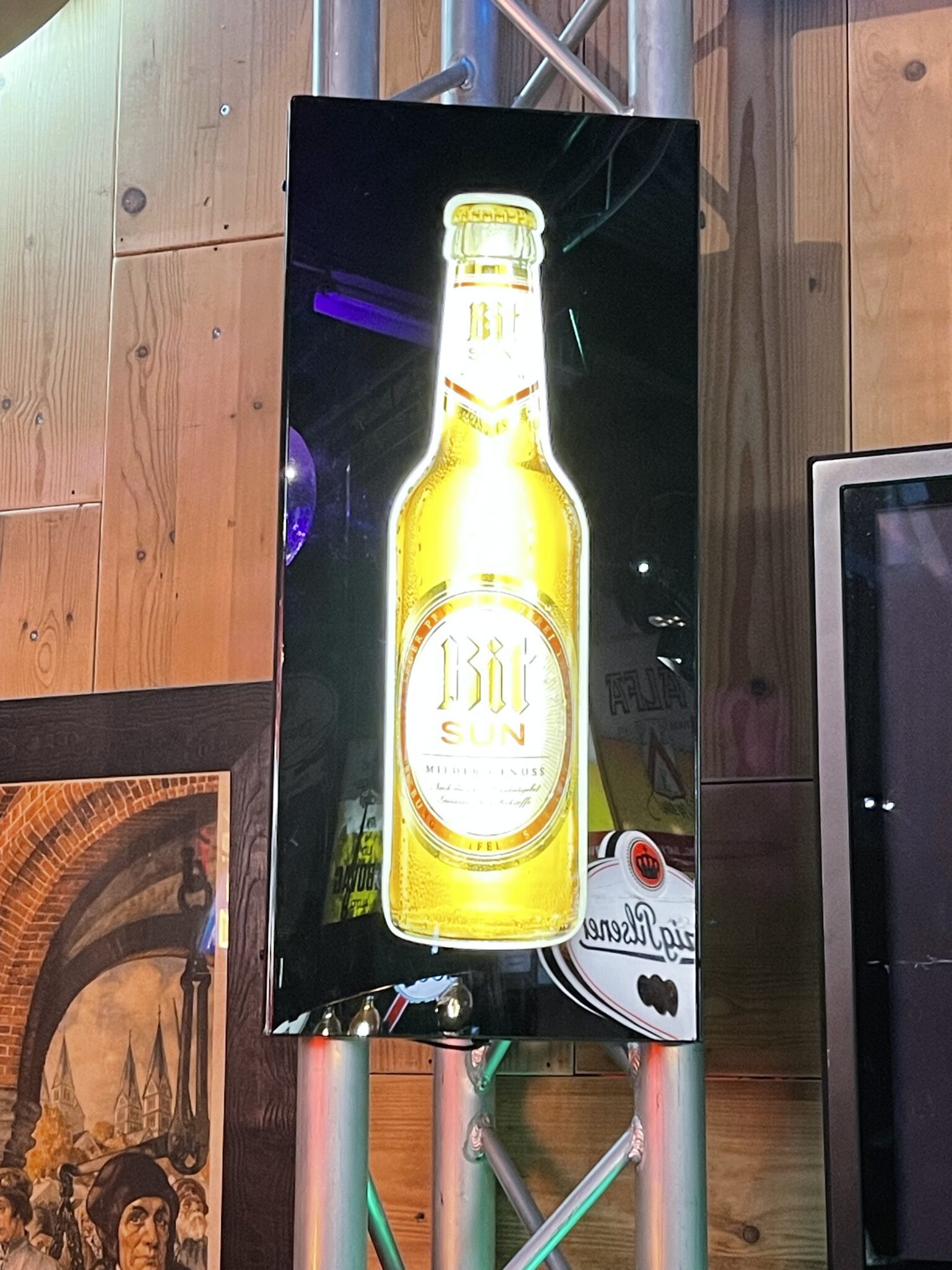 Bier Leuchtreklame Bittburger Sun